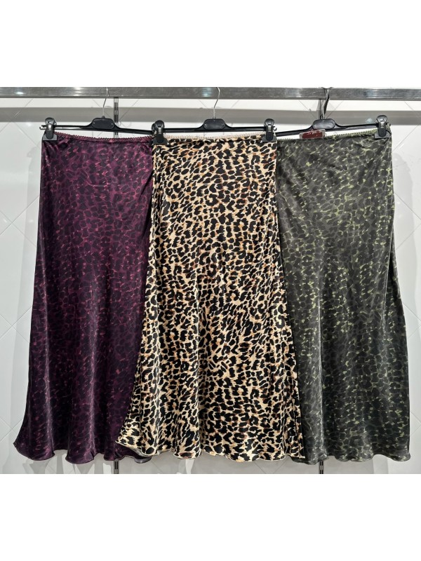 Falda midi saten mini puntilla print