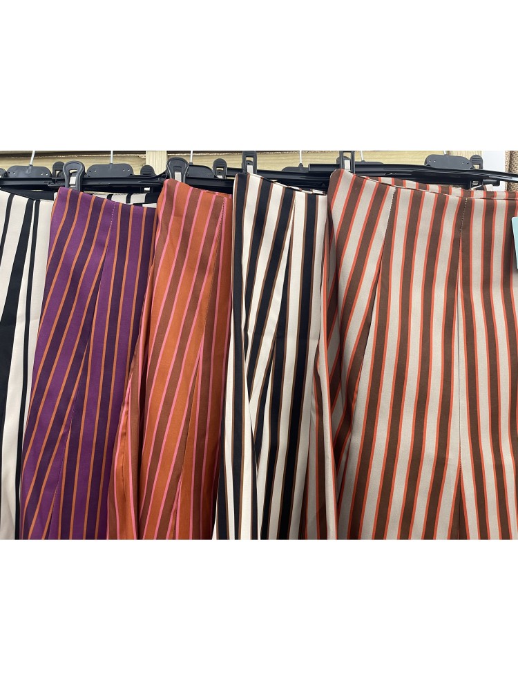 Falda midi evase estampada