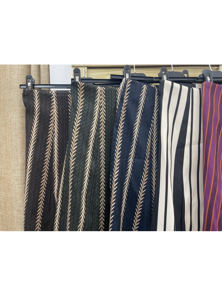 Falda midi evase estampada