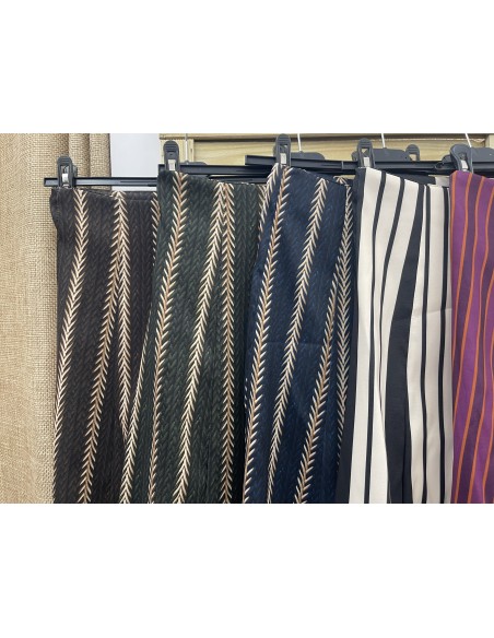 Falda midi evase estampada