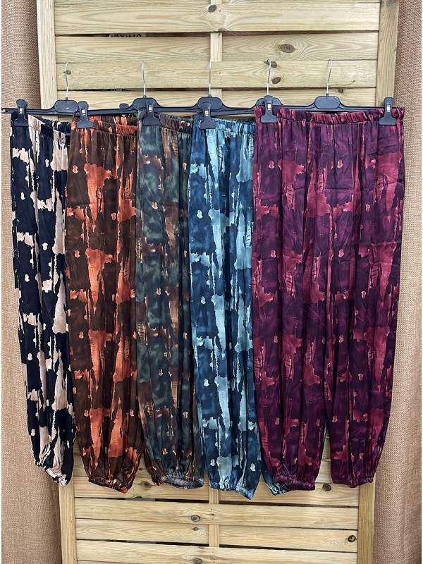 Pantalon saten bombacho de manchas