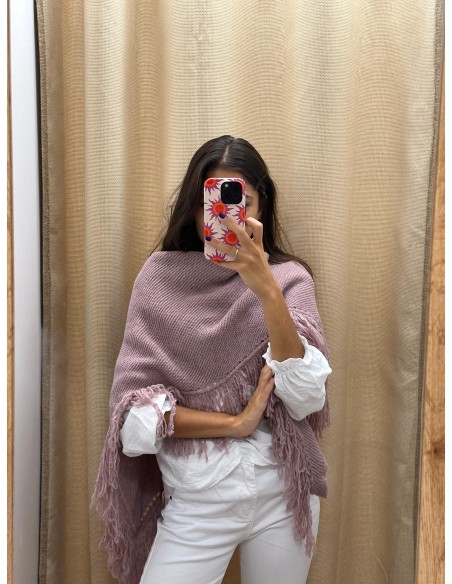Poncho de flecos