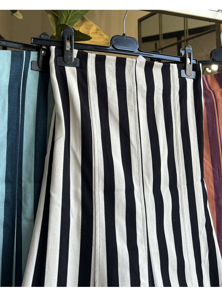 Falsa evasé bicolor raya fina bicolor