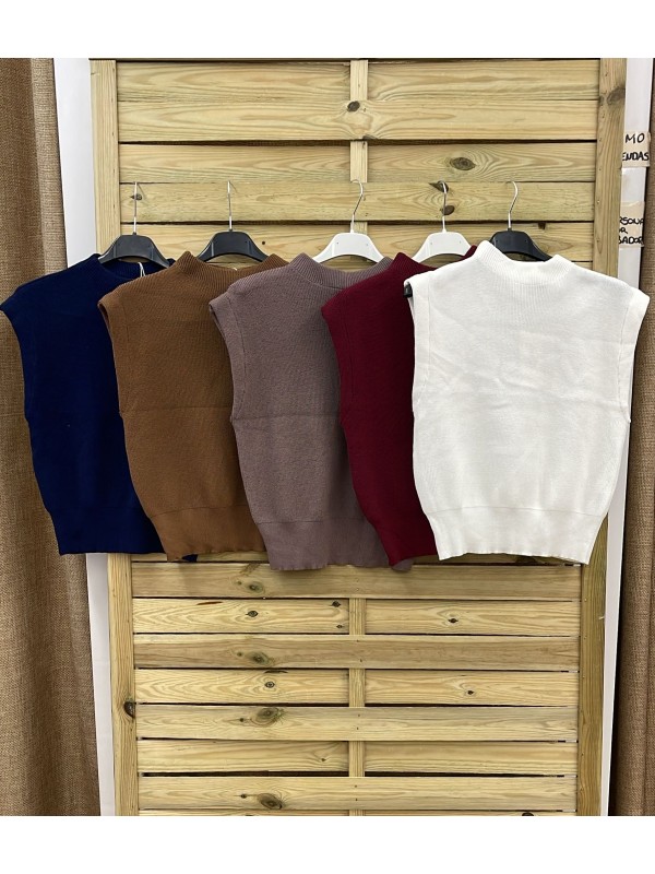 Top de canale de sisa con maxi hombros