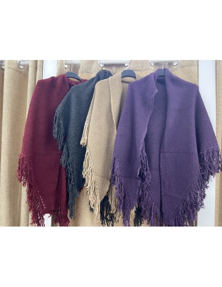 Poncho de flecos