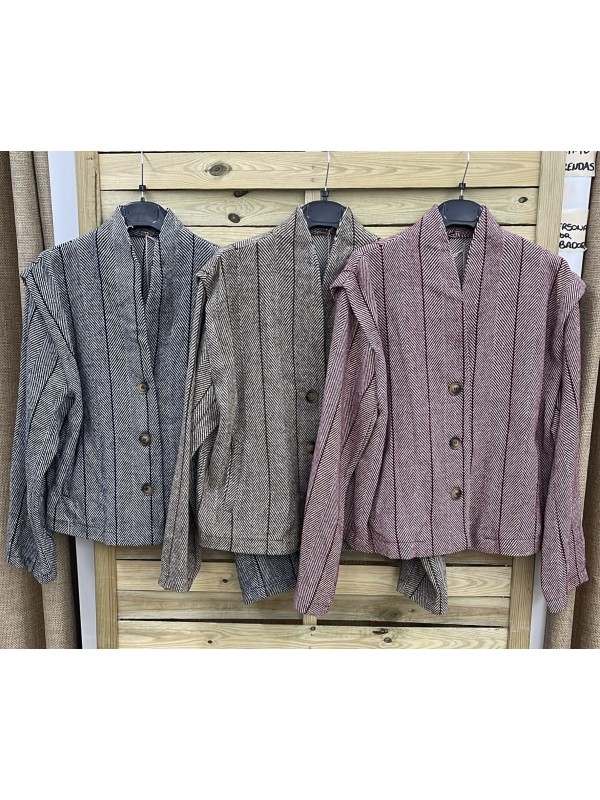 Chaqueta espigas maxi hombros con rayas verticales