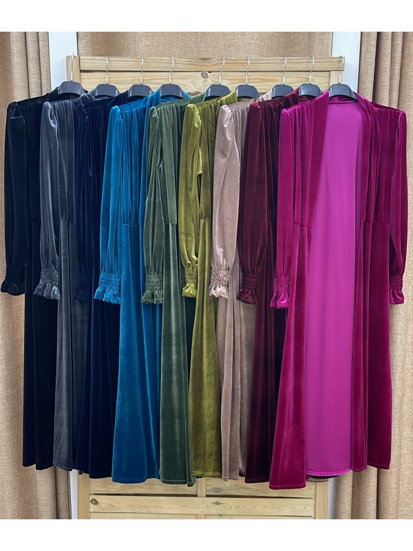 Abrigo terciopelo largo puño fruncido con hombreras y corte en pecho