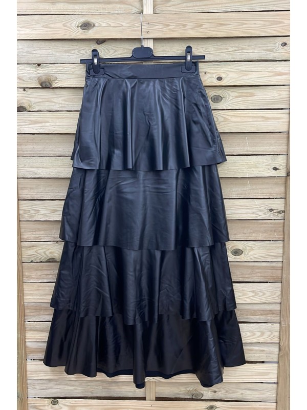 Falda larga capas efecto piel