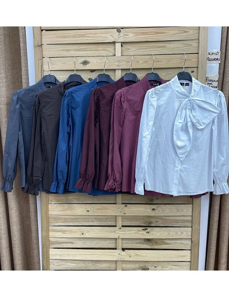 Camisa lisa con lazada asimetrica