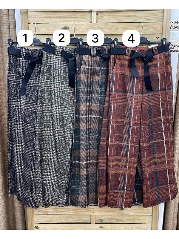 Pantalon cuadros de paño con cinta negra