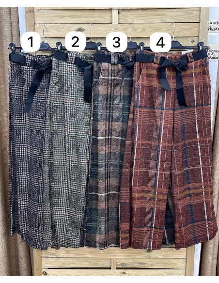 Pantalon cuadros de paño con cinta negra