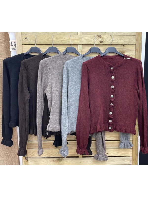 Rebeca con mini volante en bajo y puños