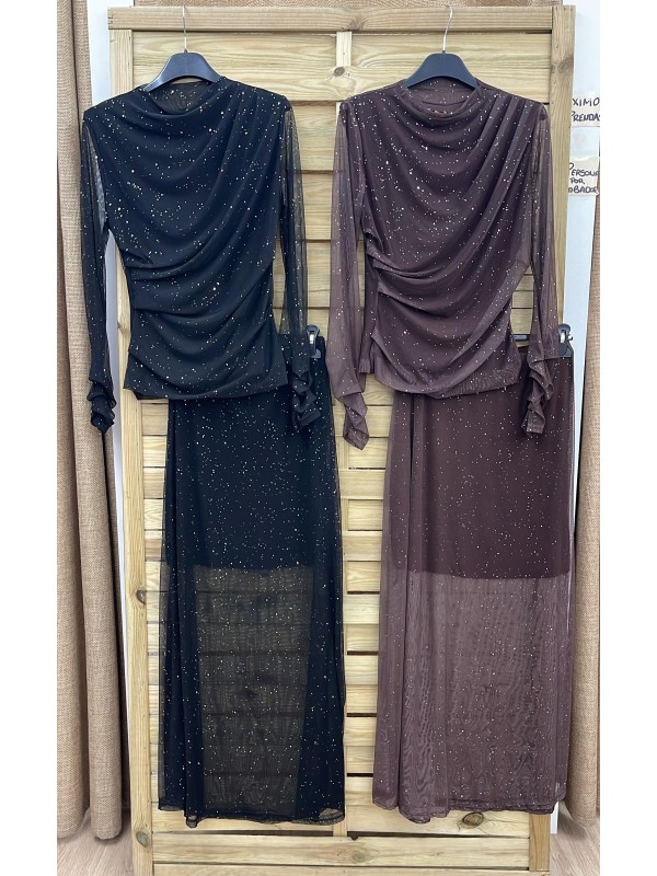 Falda larga de tul con brillo y transparencia