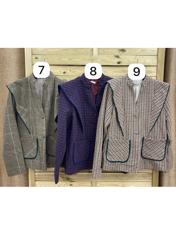 Chaqueta vivos capita en hombros y bolsillos 2