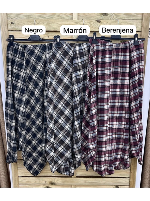 Falda asimétrica de cuadros