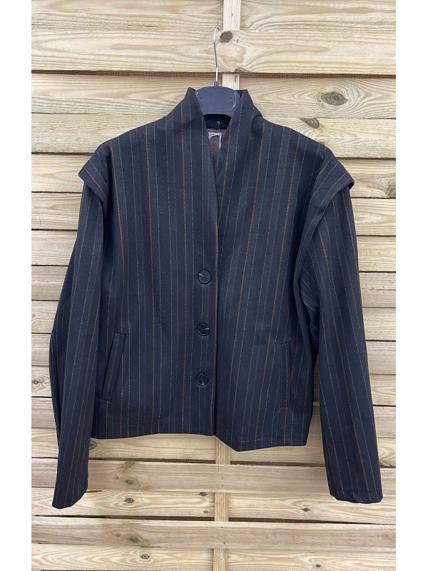 Chaqueta maxi hombros Bruna