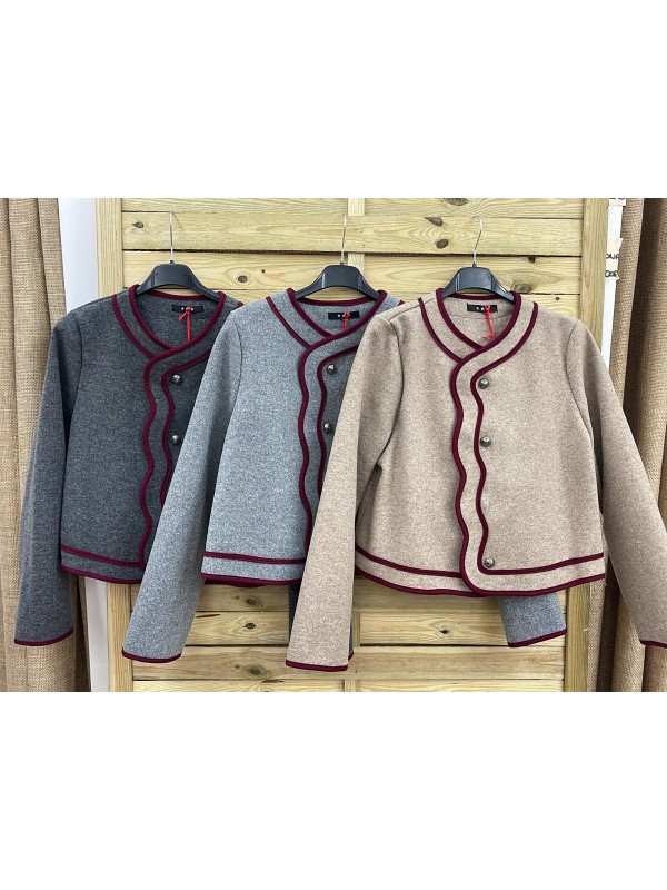 Chaqueta vivo burdeos ondulado