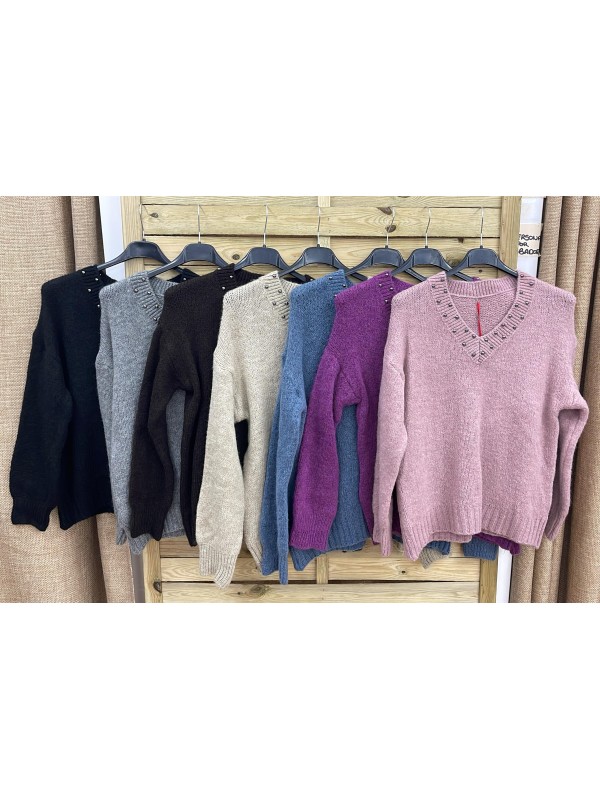 Jersey con doble fila de tachas en pico