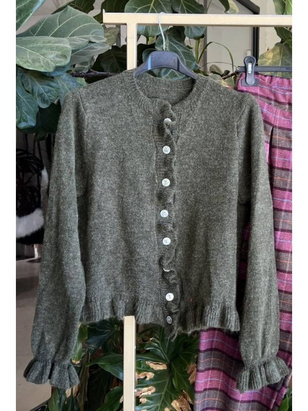 Rebeca con mini volante en bajo y puños 2