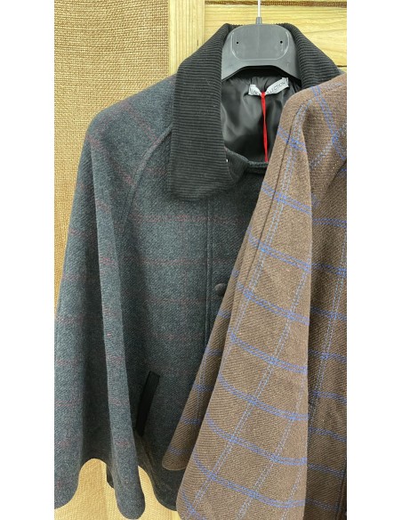 Capa Lucia de cuadros con cuello de pana