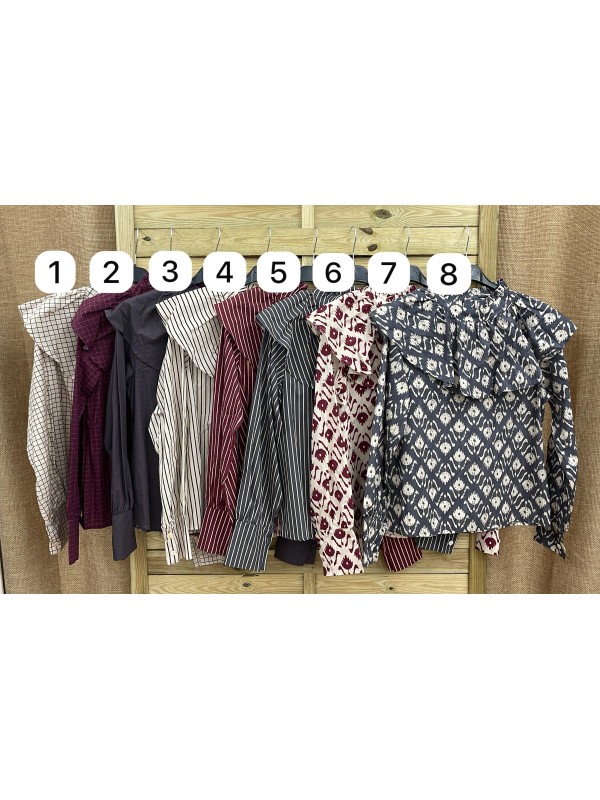 Camisa estampada con maxi escote en capa