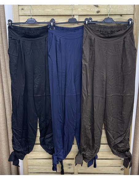 Pantalon saten bombacho con nudo en bajo
