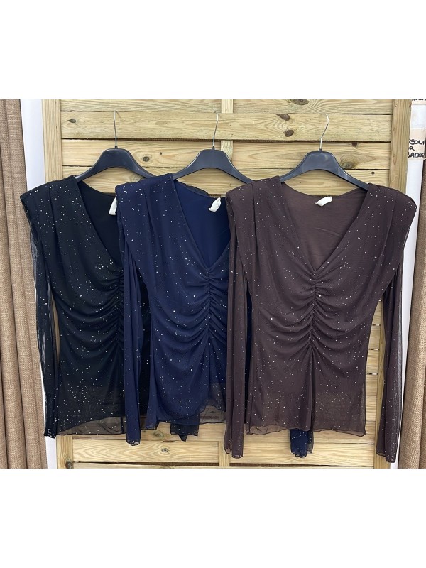 Top brillito con hombreras y frunce delantero