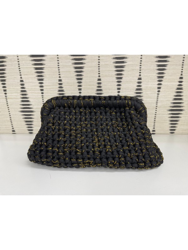 Bolso hilitos dorados