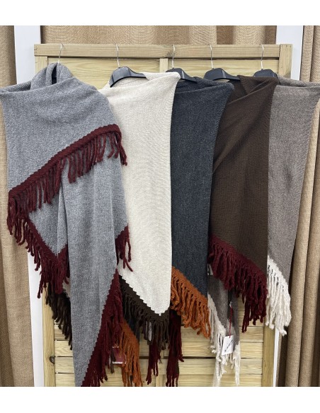 Poncho con flecos bicolor