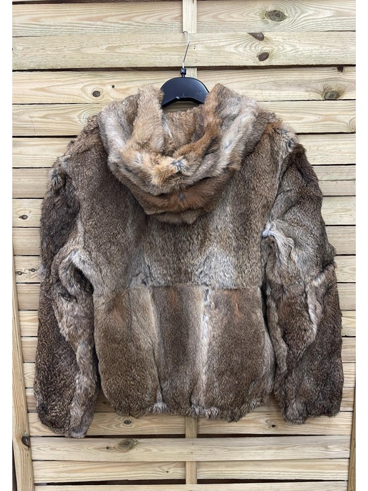 Abrigo de pelo natural con capucha