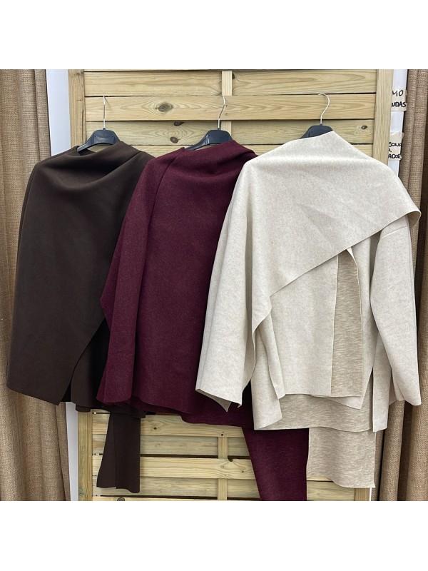 Capa con mangas cruzada