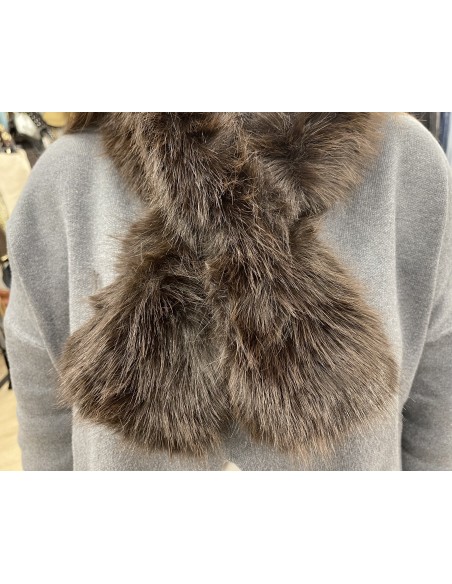 Cuello de pelo sintético cruzado 95cm