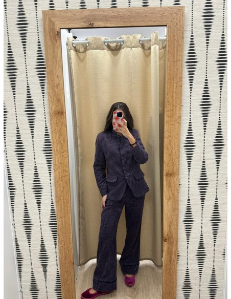 Pantalon pata de gallo con vivo