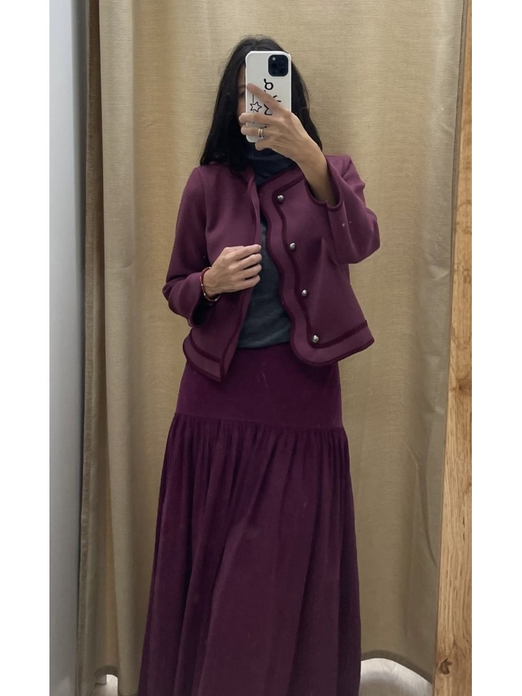 Chaqueta vivo burdeos ondulado