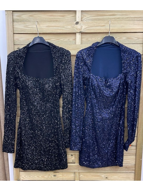 Vestido mini de lentejuelas con escote cuadrado