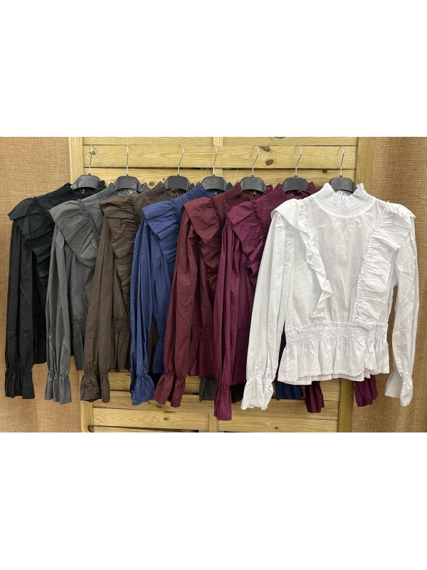 Camisa con volantes verticales y cuello y bajo fruncido