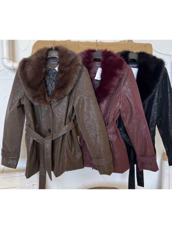 Abrigo con solapa de pelo y cinturón 2