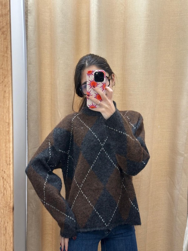 Jersey de rombos con cuello medio