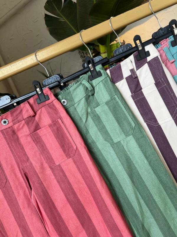 Pantalon rayas Málaga 2