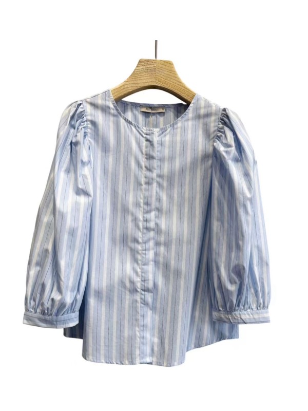 Camisa de rayas con manga francesa abullonada