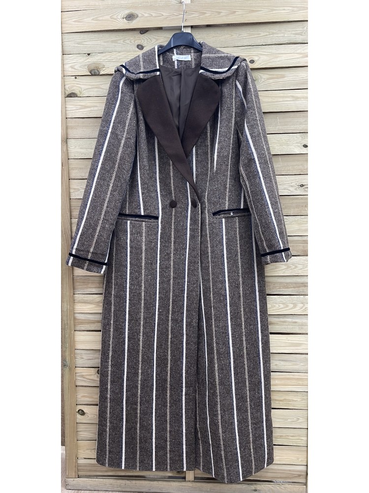 Abrigo largo de rayas con solapa lisa ondulada