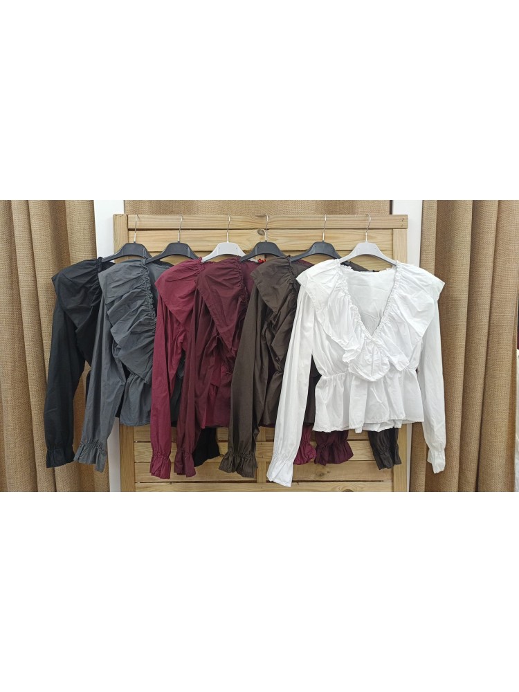 Camisa de manga larga con volante delantero en pico