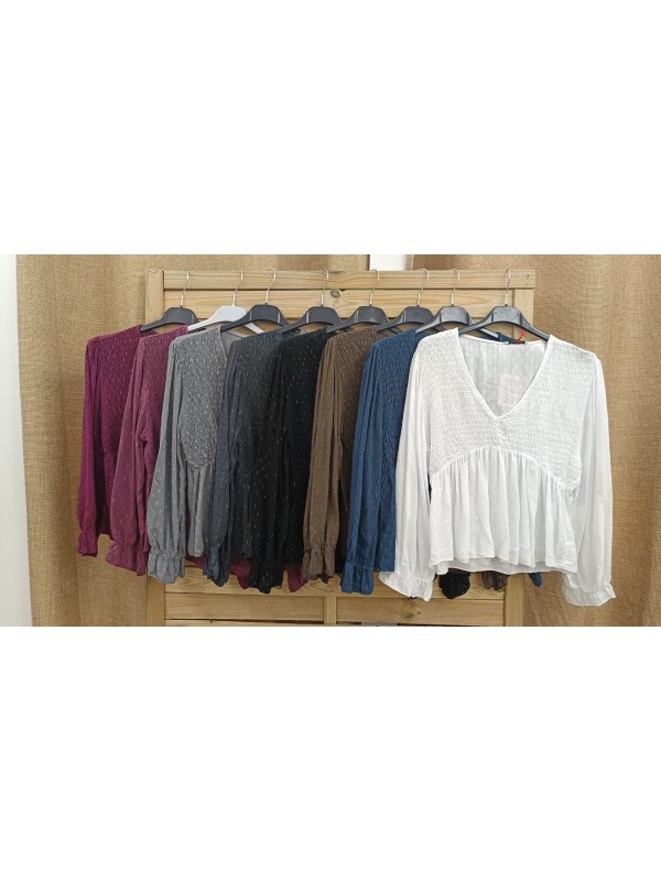 Camisa pico pecho fruncido hilitos plata