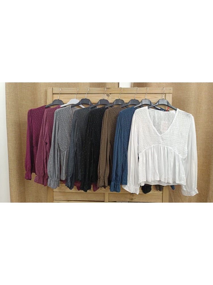 Camisa pico pecho fruncido hilitos plata