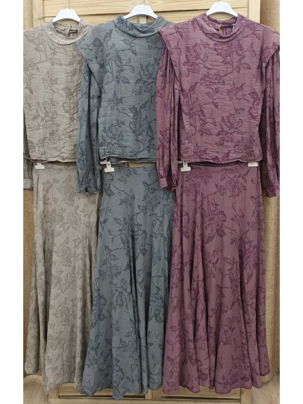 Camisa capita en hombros lisa de flores bordadas 2