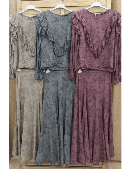 Falda midi lisa de flores bordadas