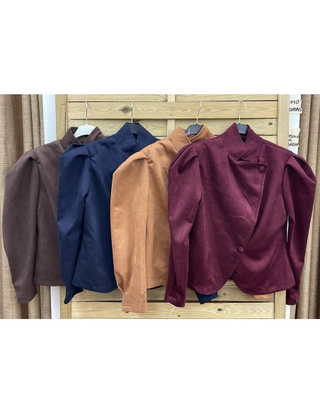 Chaqueta cruzada efecto ante con cuello en hombros