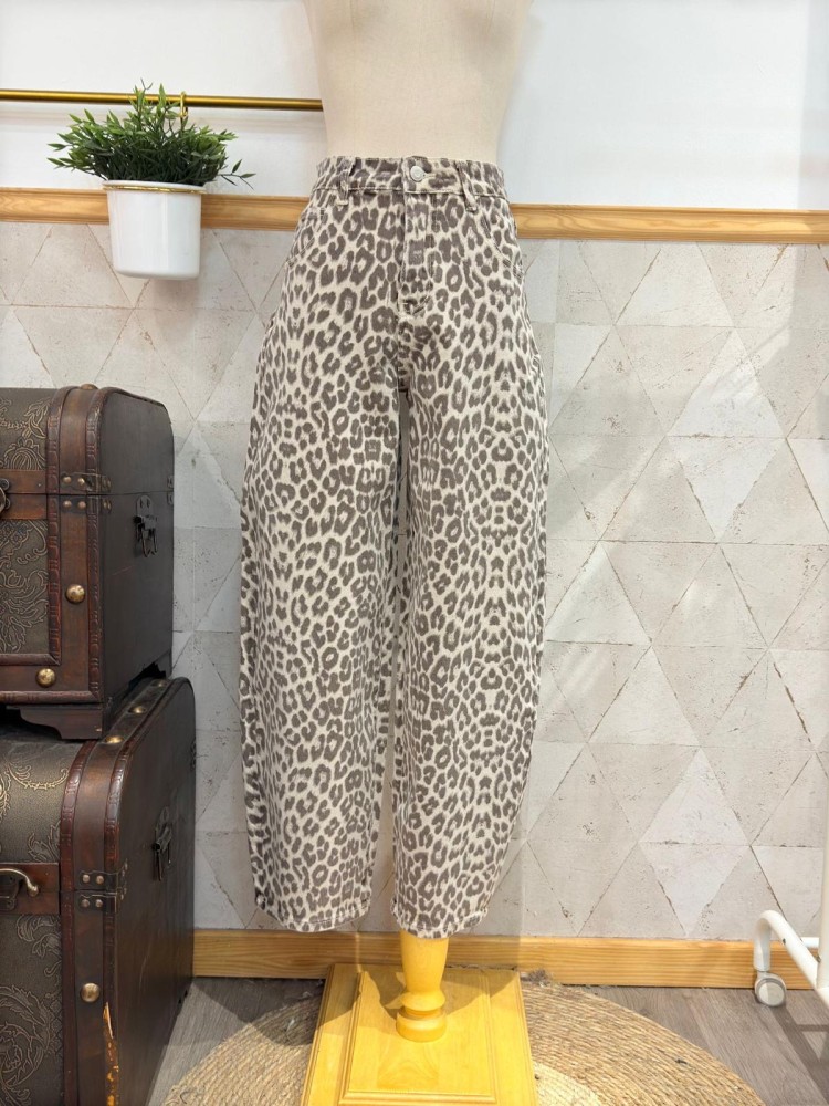 Jeans barrel leopardo