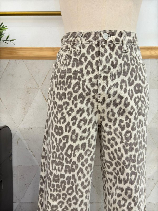 Jeans leopardo acampanado 2