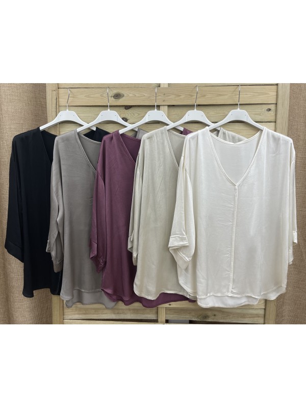 Camisa de satén escote en pico y manga francesa